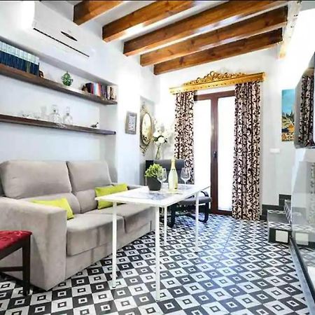 Typical Sevillan 2 Bedroom Unit Exterior foto